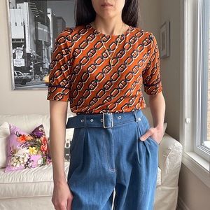 Chainlink print short sleeve stretchy top